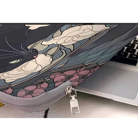 Laptop Bag - Black Cat w Peonies - Picture 3 of 4